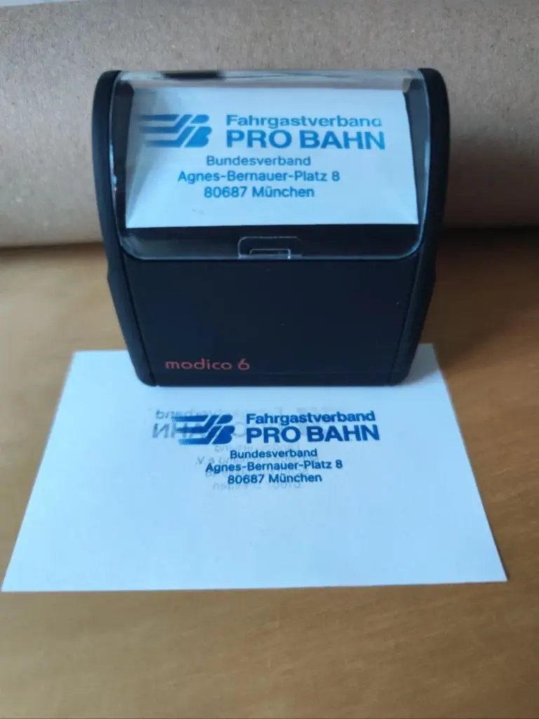 Schwarzer Automatikstempel Modico 6 mit PRO-BAHN-Abdruck auf Papier